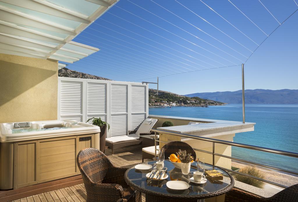 Valamar Atrium Hotel 4*